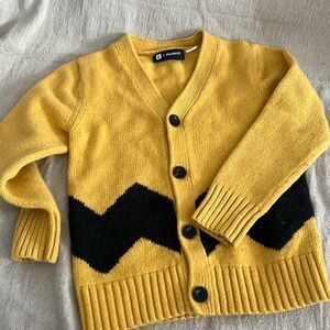 Gap Charlie Brown sweater